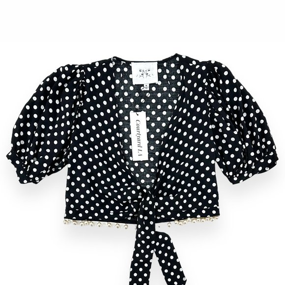NWT Courtyard LA Layla Black & White Polka Dot Tie Front Blouse with Pearl Trim - Picture 1 of 8